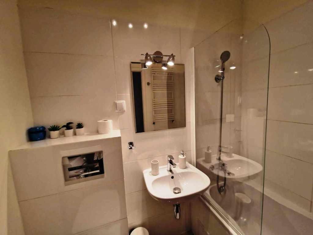 Great Apart Kabaty Varsovia Exterior foto